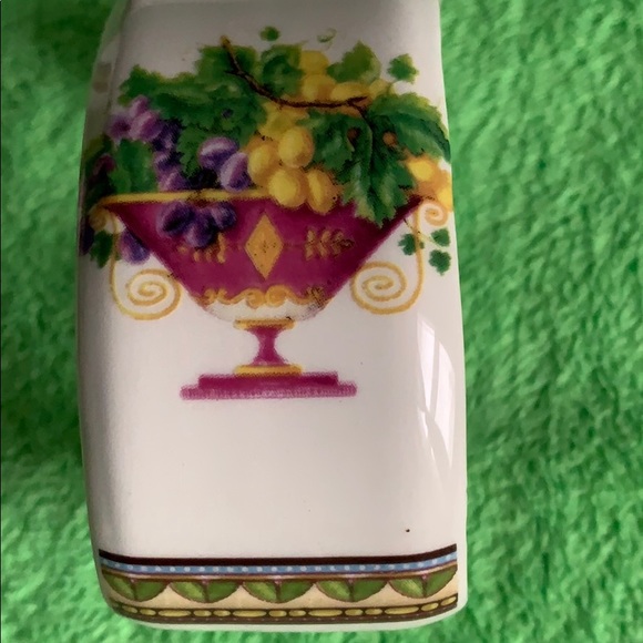 Casa Elite fruit’themed porcelain napkin rings - Picture 5 of 16